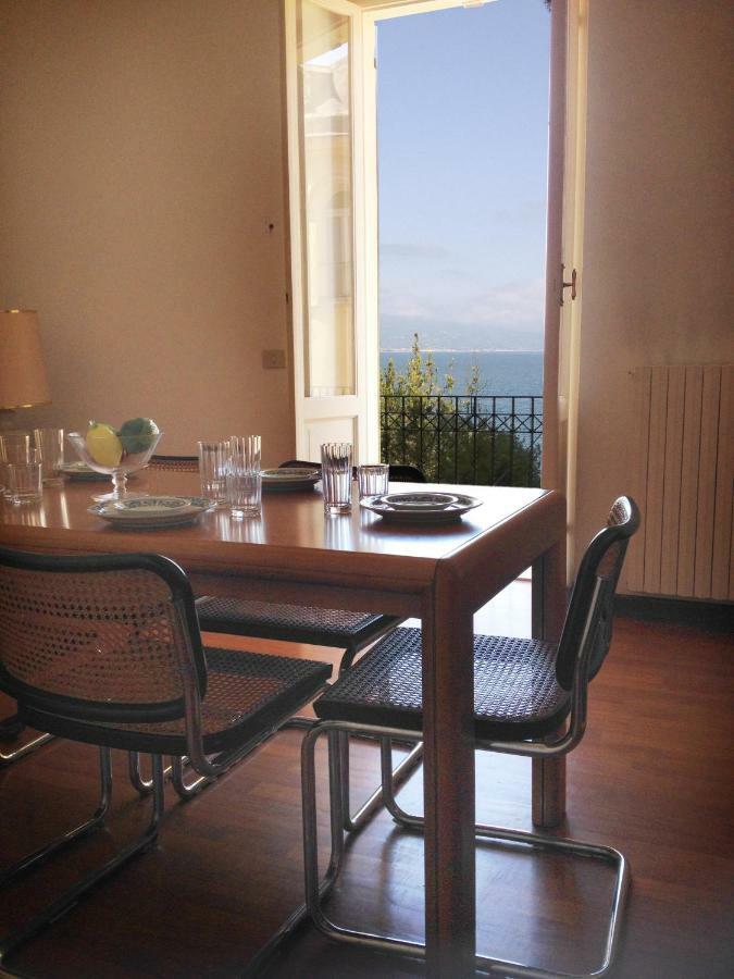 Portofino Seaview Apartment, 50 Meters From The Beach, Free Parking, Air Conditioning Параджи Экстерьер фото